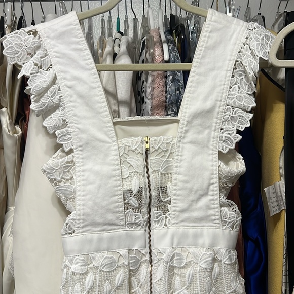 206. SELF-PORTRAIT White Lace Square Neckline Dress 2 - Picture 8 of 17